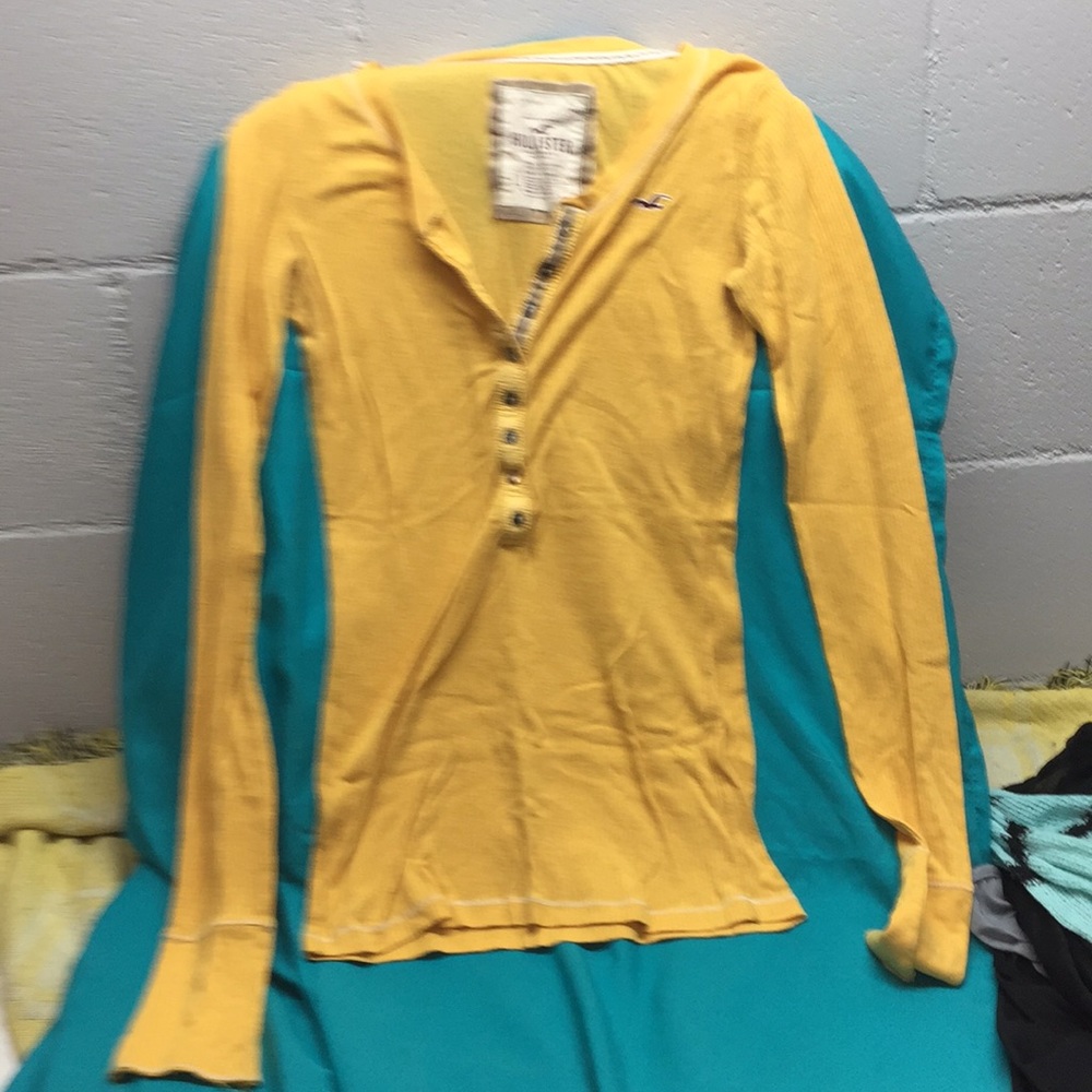 Women’s shirt